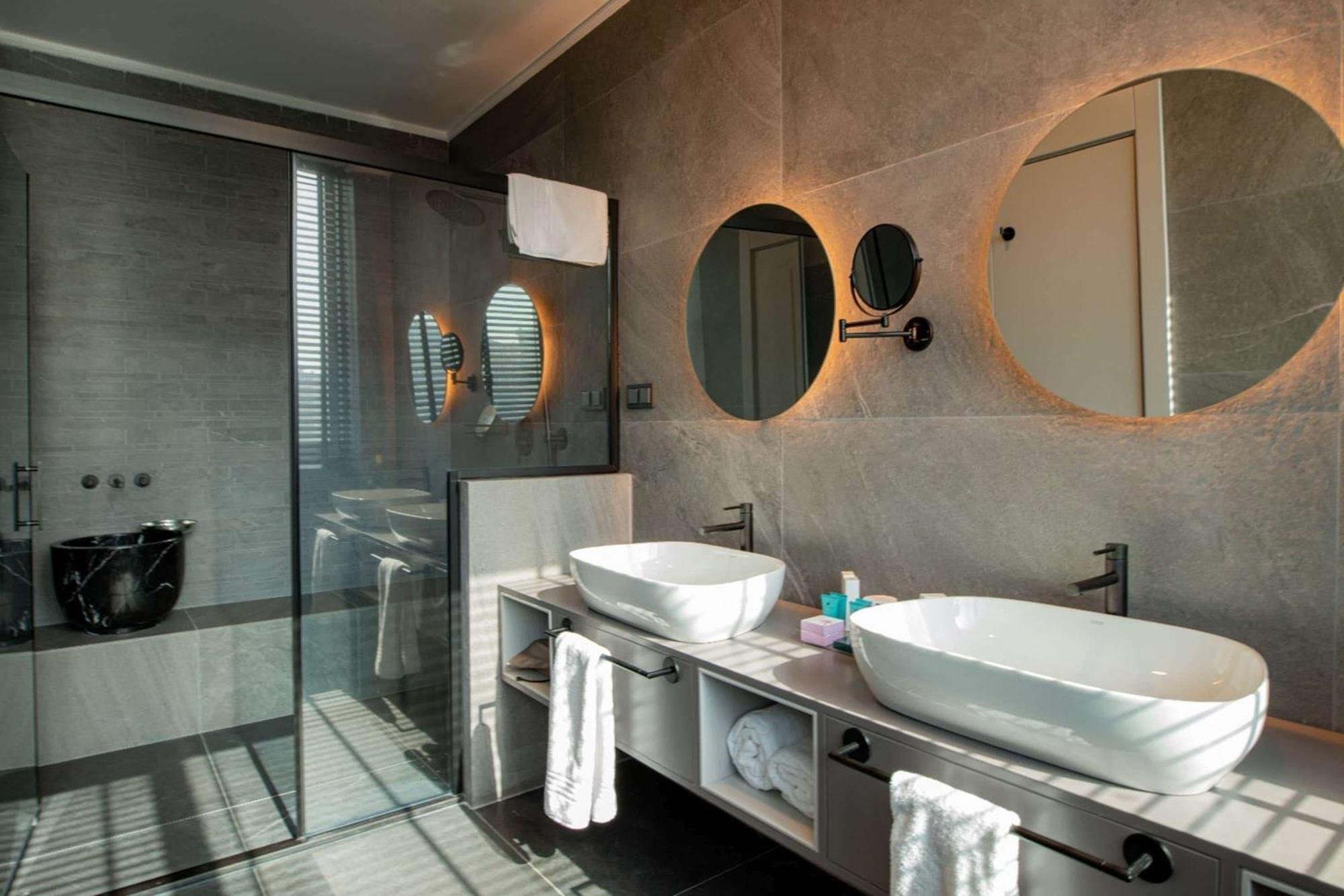 Ramada By Wyndham Diyarbakir Hotel Exterior photo